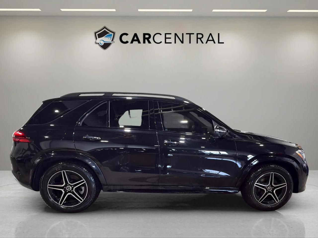 2025 Mercedes-Benz GLE GLE 350| WINTER TIRES | 360 | PANO | CLEAN CARFAX Photo