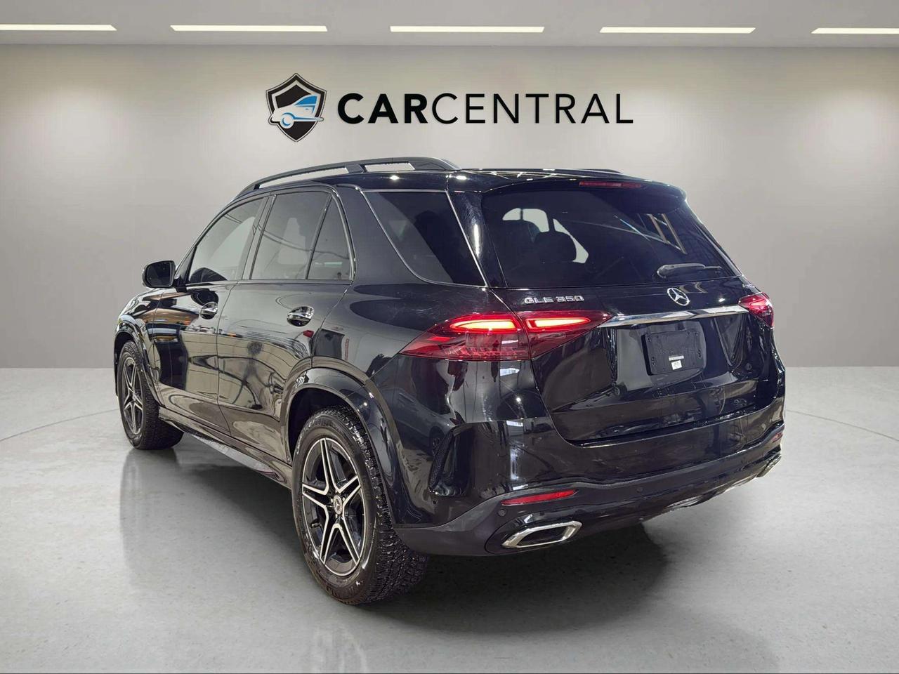 2025 Mercedes-Benz GLE GLE 350| WINTER TIRES | 360 | PANO | CLEAN CARFAX Photo2