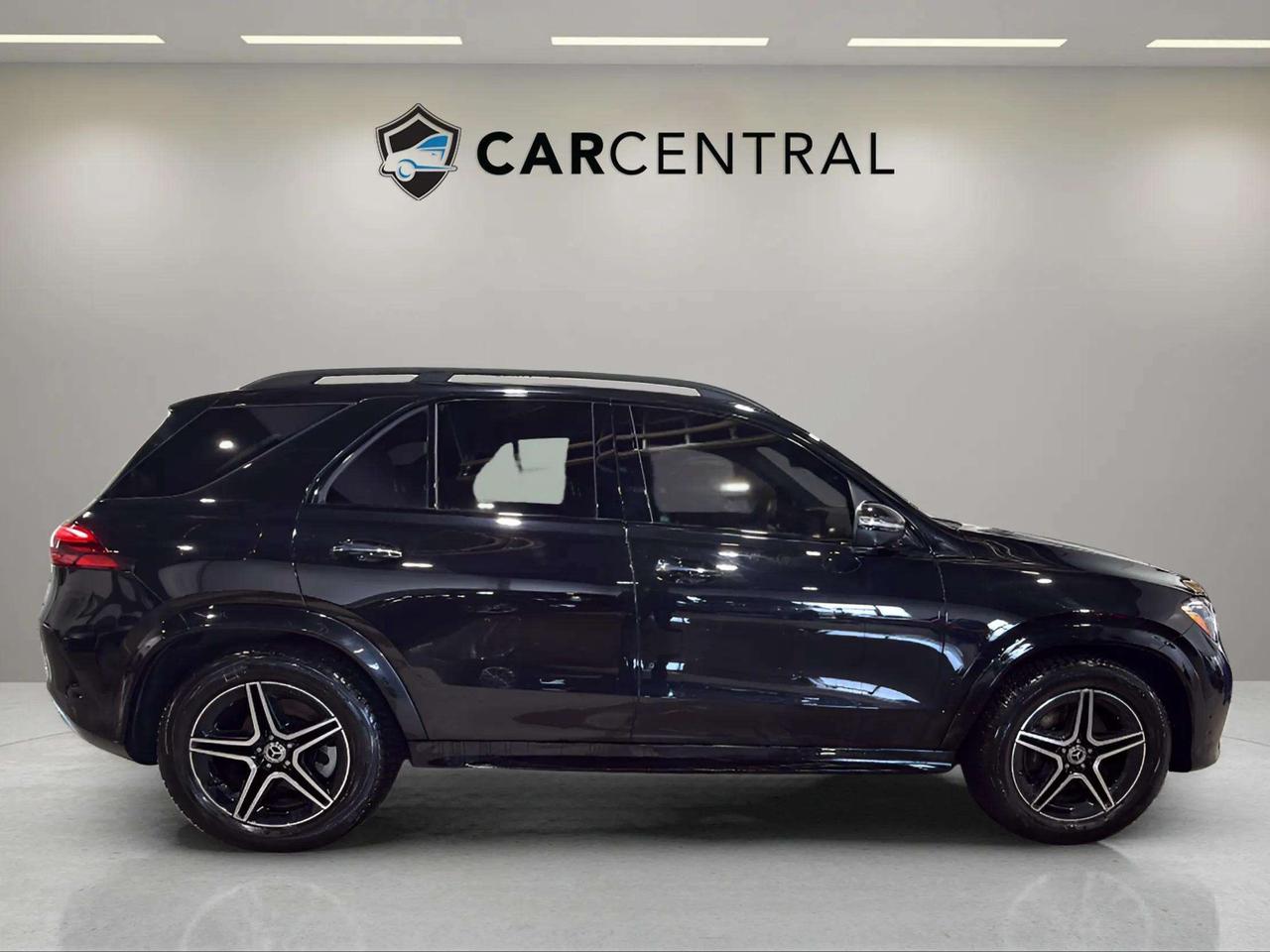 2025 Mercedes-Benz GLE GLE 350| WINTER TIRES | 360 | PANO | CLEAN CARFAX Photo