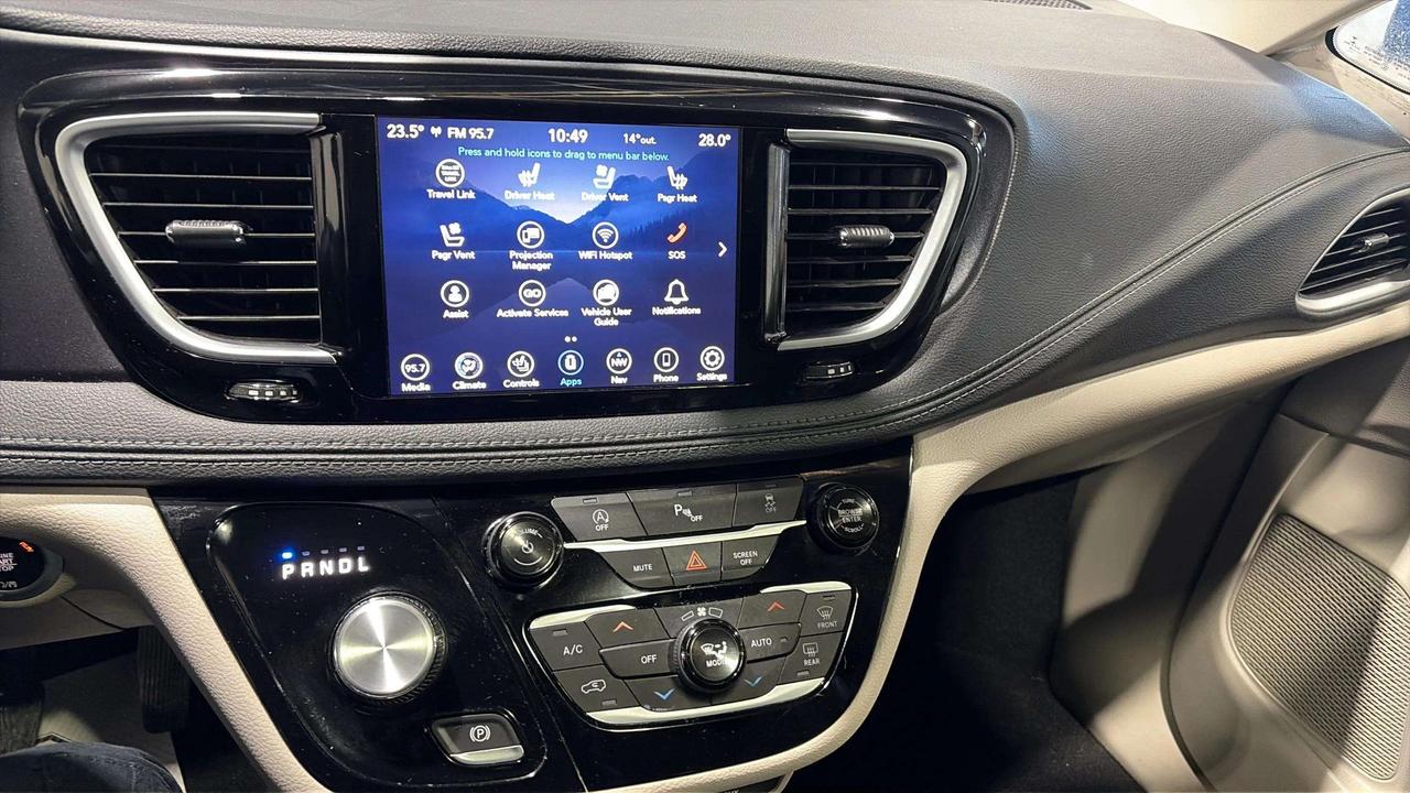 2020 Chrysler Pacifica LIMITED | LEATHER |SUNROOF| CLEAN CARFAX Photo