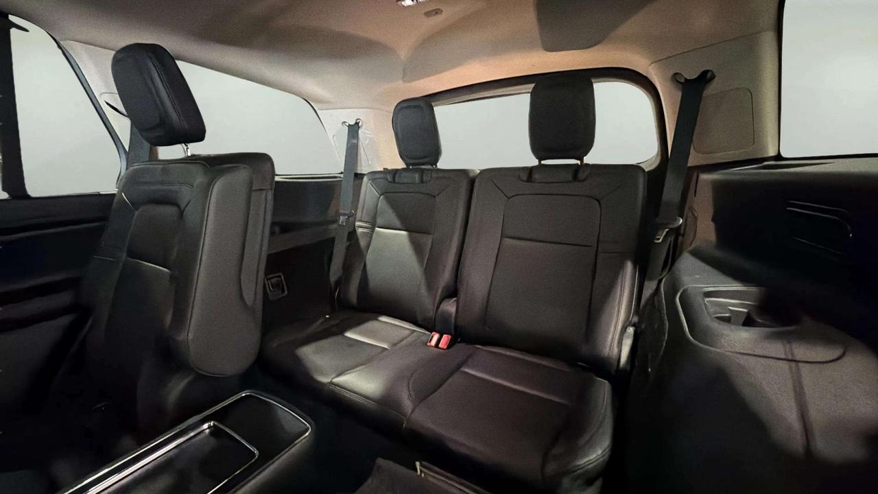 2023 Lincoln Aviator RESERVE| AWD | LEATHER | PANO ROOF Photo