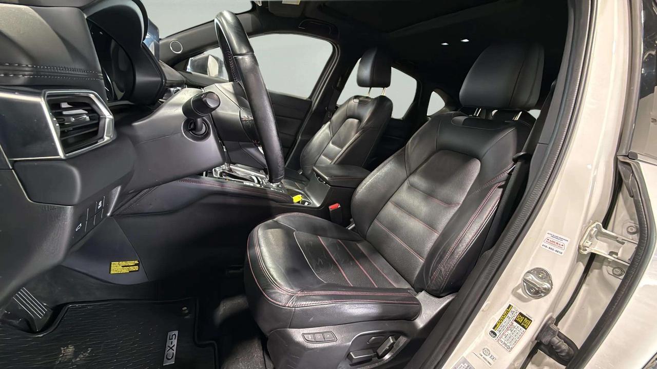 2022 Mazda CX-5 SPORT DESIGN | AWD| HEADSUP| LEATHER| CLEAN CARFAX Photo