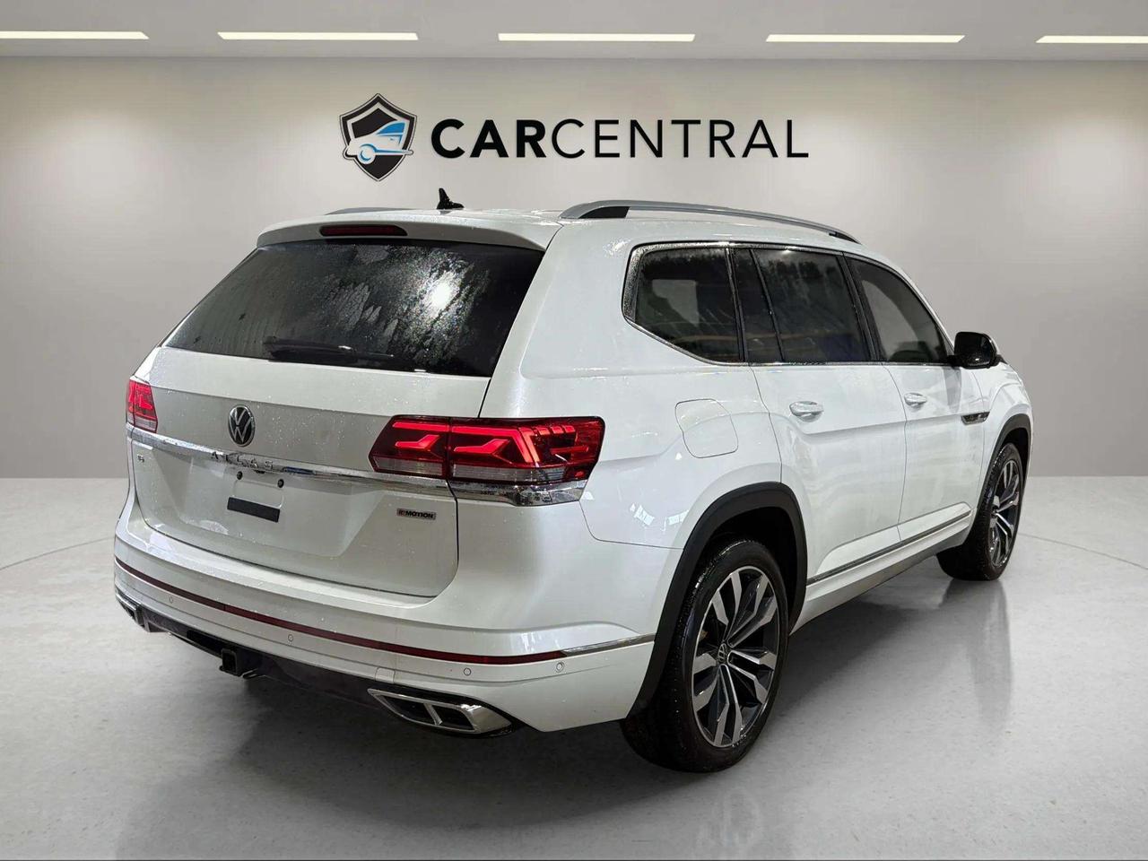 2021 Volkswagen Atlas EXECLINE R-LINE| AWD | PANO ROOF| CLEAN CARFAX Photo