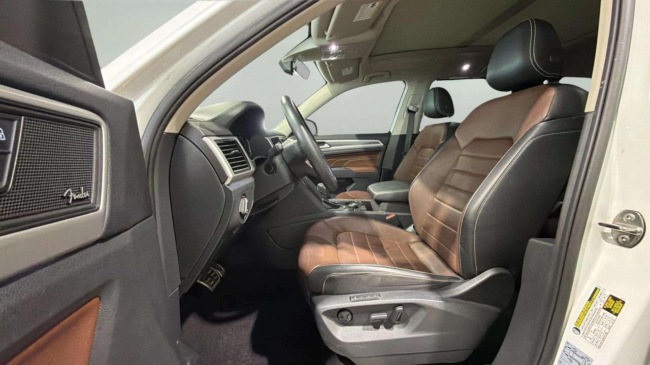 2021 Volkswagen Atlas EXECLINE R-LINE| AWD | PANO ROOF| CLEAN CARFAX Photo