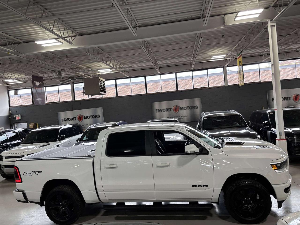 2022 RAM 1500 GT|V8HEMI|ETORQUE|NAV|ALPINE|LEATHER|TONNEAUCOVER| Photo
