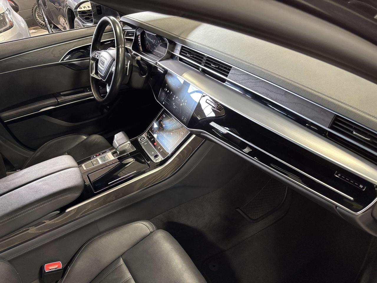 2022 Audi A8 A8L|S-LINE|QUATTRO|NAV|3DCAM|BANGOLUFSEN|WOODTRIMS Photo