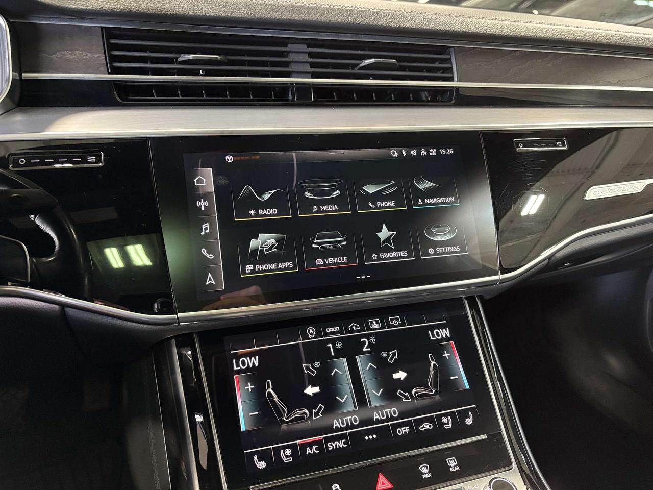 2022 Audi A8 A8L|S-LINE|QUATTRO|NAV|3DCAM|BANGOLUFSEN|WOODTRIMS Photo