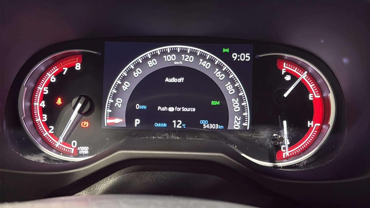 2023 Toyota RAV4 LE AWD | CARPLAY | LANE ASSIST | HEATED SEATS Photo