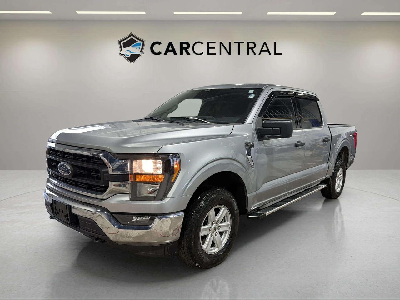 2023 Ford F-150 XLT 4X4| 3.5 ECOBOOST| CREW CAB| CLEAN CARFAX Photo