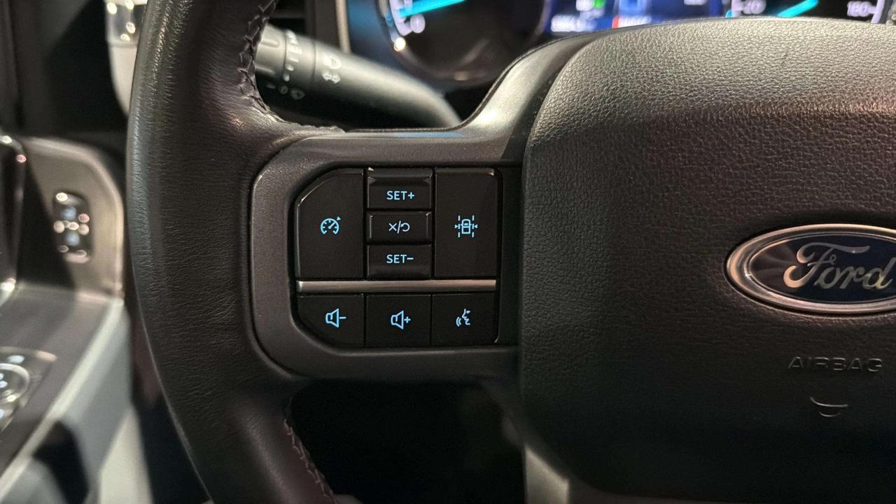2023 Ford F-150 XLT 4X4| 3.5 ECOBOOST| CREW CAB| CLEAN CARFAX Photo