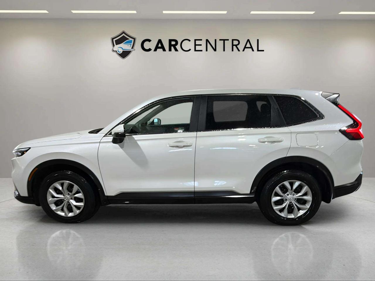 2025 Honda CR-V LX AWD | CARPLAY| 1 OWNER LEASE RETURN| CLEAN CARF Photo