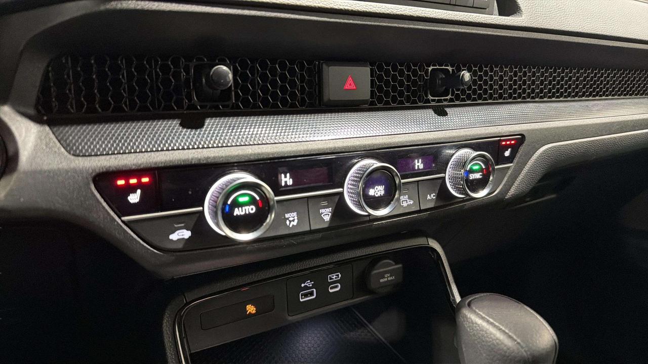 2025 Honda CR-V LX AWD | CARPLAY| 1 OWNER LEASE RETURN| CLEAN CARF Photo