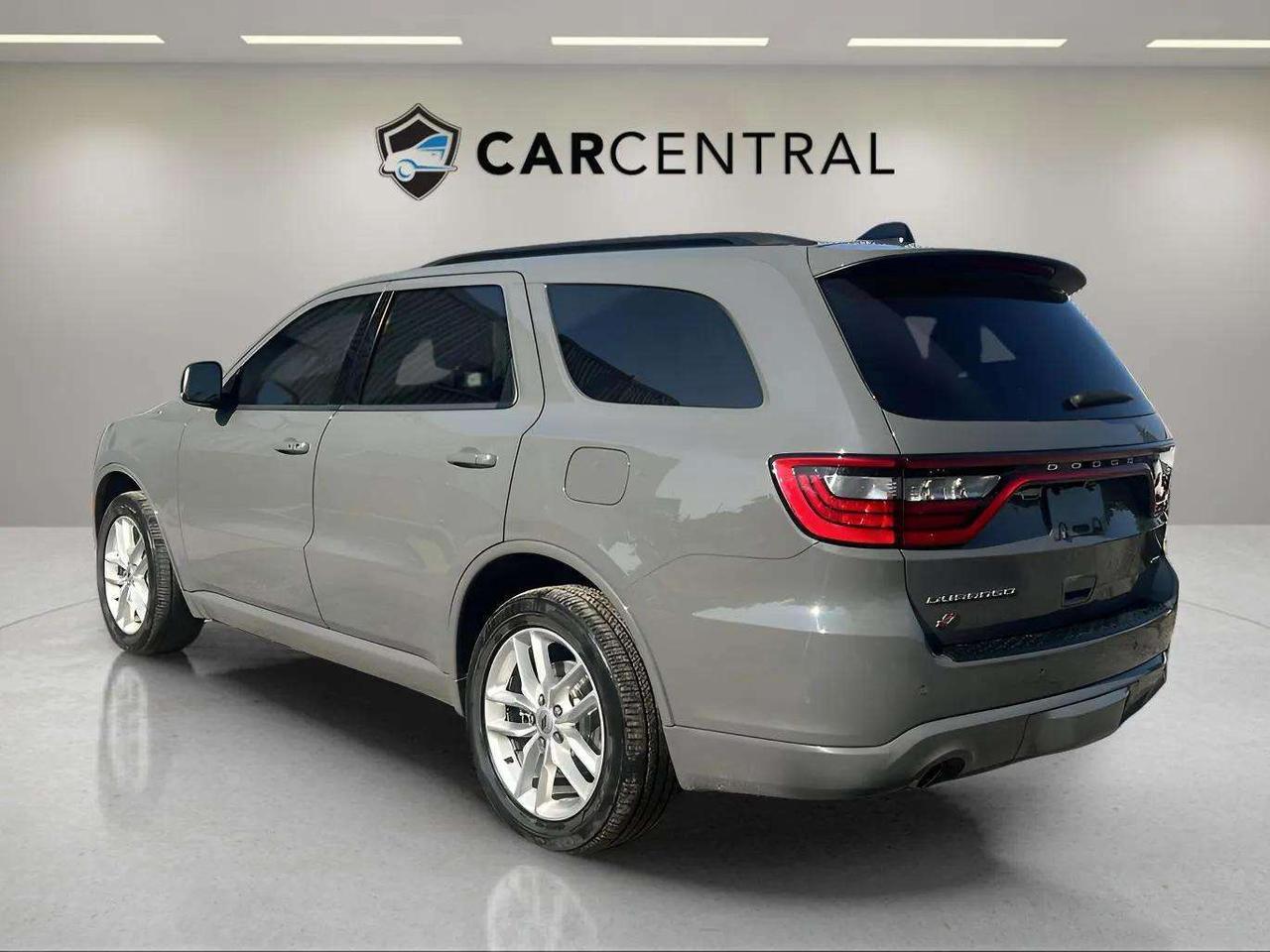 2023 Dodge Durango GT | AWD | LEATHER | V6 | CLEAN CARFAX Photo