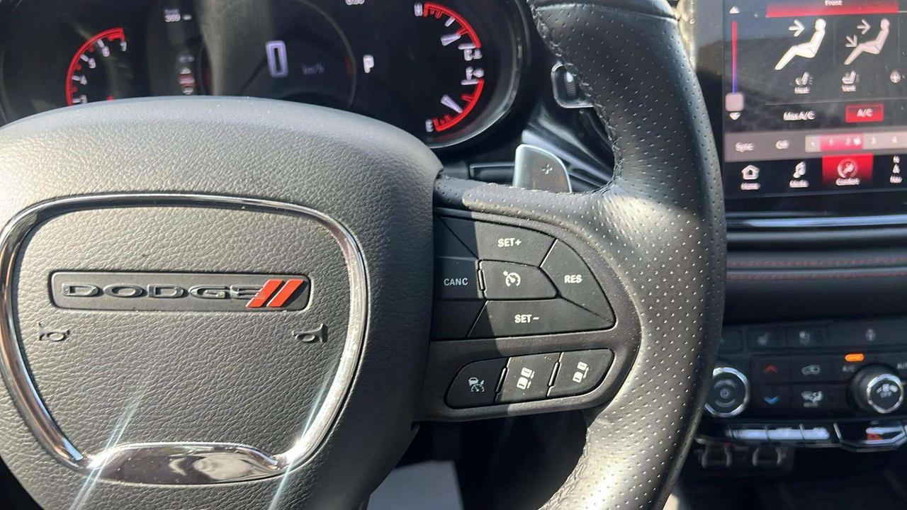 2023 Dodge Durango GT | AWD | LEATHER | V6 | CLEAN CARFAX Photo