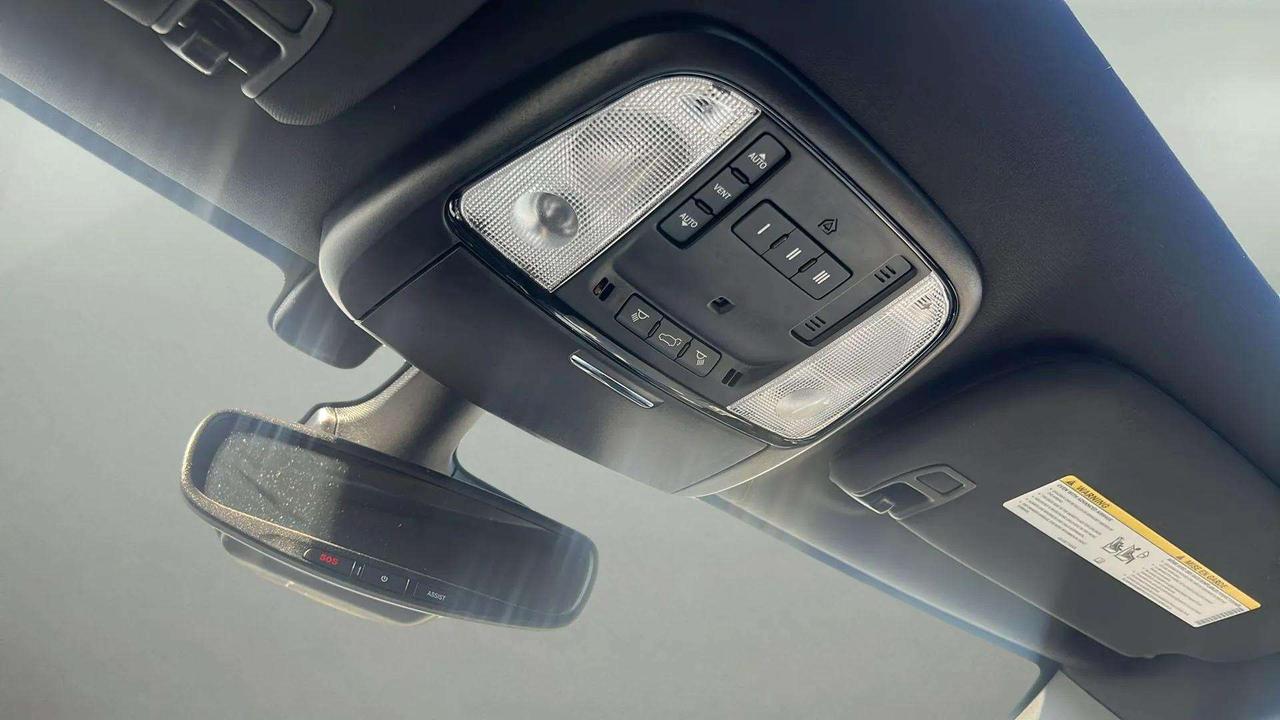 2023 Dodge Durango GT | AWD | LEATHER | V6 | CLEAN CARFAX Photo