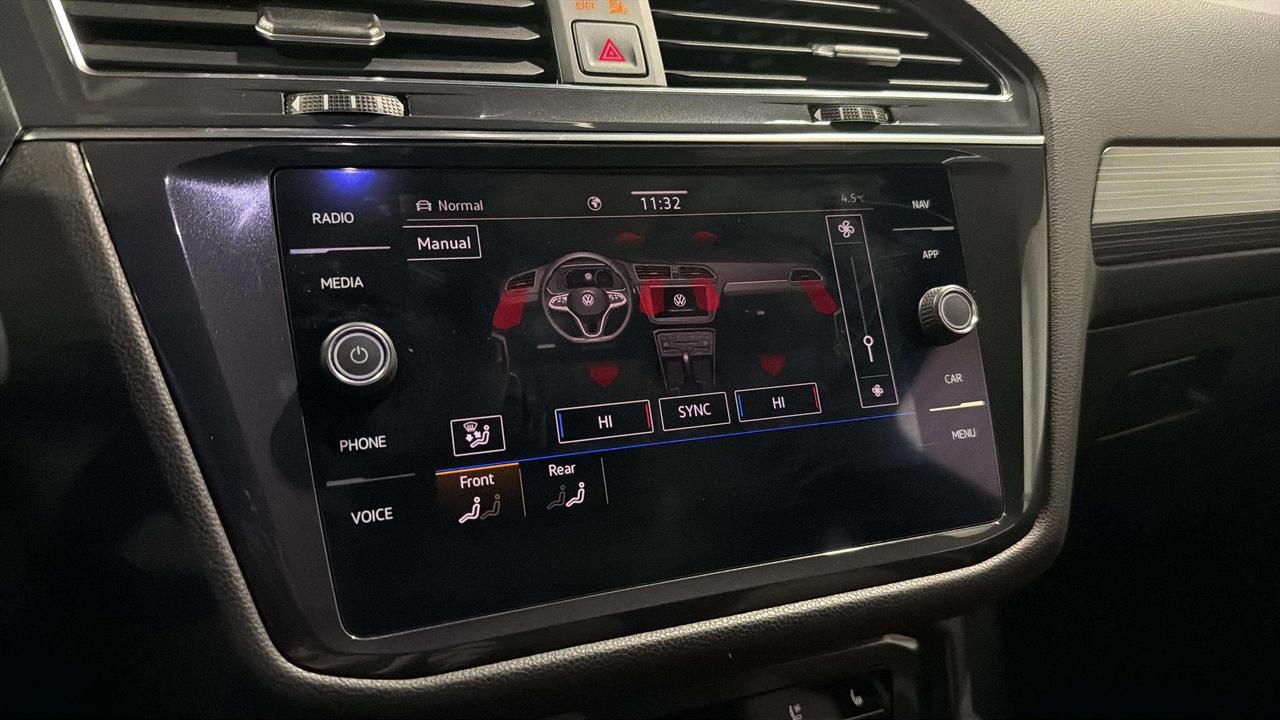 2022 Volkswagen Tiguan HIGHLINE | R LINE | 360 | LEATHER | CARPLAY| PANO Photo