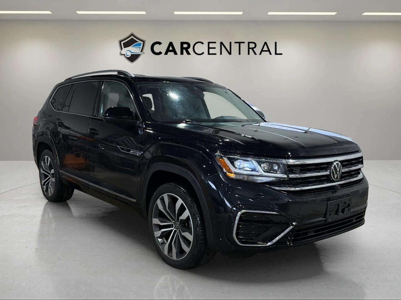 2023 Volkswagen Atlas EXECLINE R-LINE| AWD | PANO ROOF| LEATHER| 3RD ROW Photo