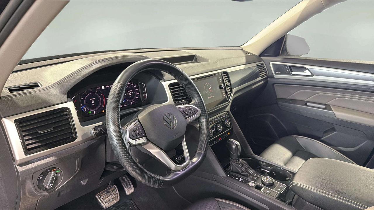 2023 Volkswagen Atlas EXECLINE R-LINE| AWD | PANO ROOF| LEATHER| 3RD ROW Photo