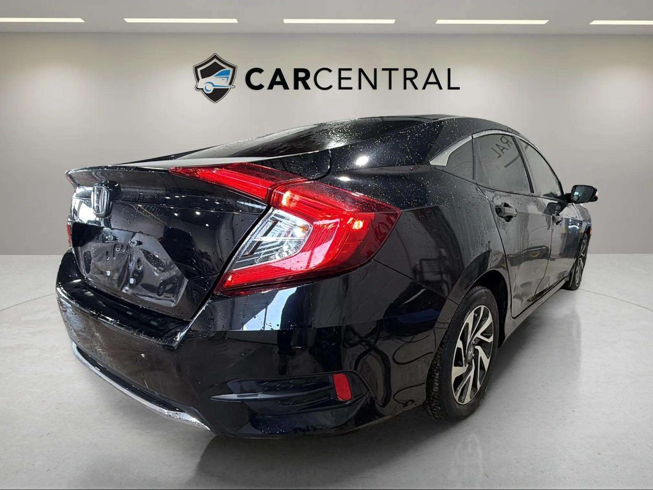 2019 Honda Civic Sedan EX | SUNROOF | HEATED SEATS | ALLOY'S | CARPLAY Photo