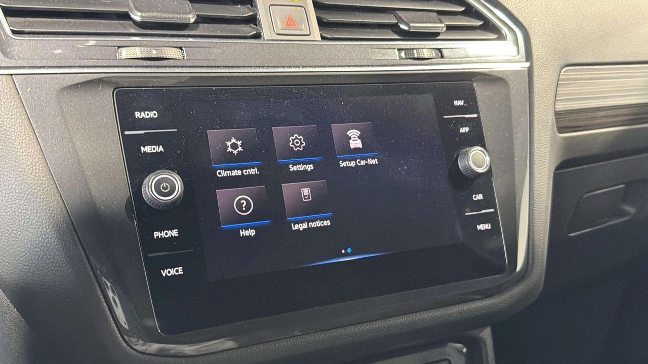 2023 Volkswagen Tiguan HIGHLINE | R-LINE | AWD | LEATHER | CLEAN CARFAX Photo