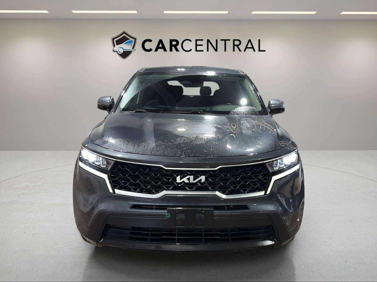 2023 Kia Sorento LX | AWD | 3RD ROW SEATS | CLEAN CARFAX Photo