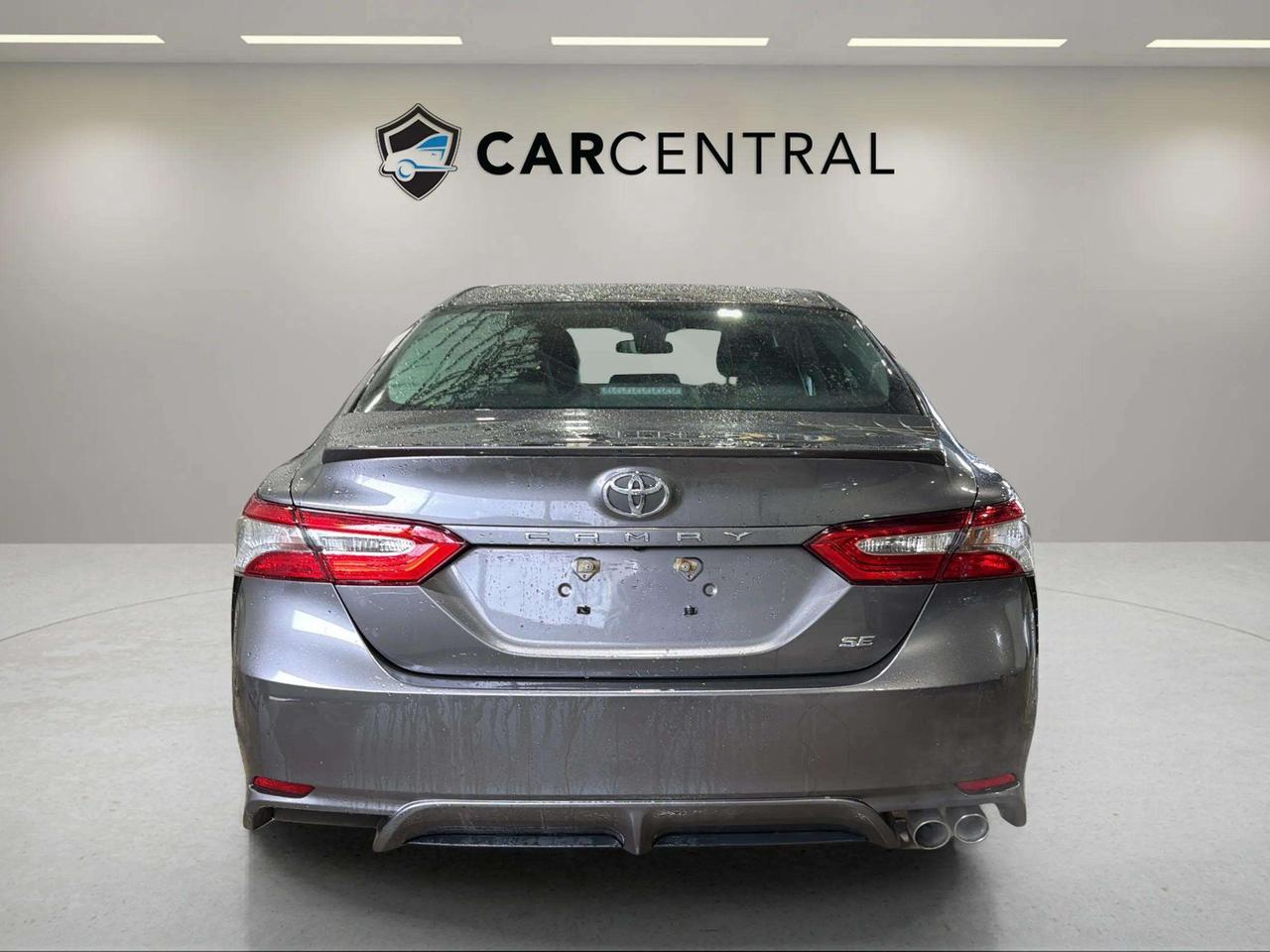 2019 Toyota Camry SE | HEATED SEATS | ALLOY'S | CARPLAY | CLEAN CARF Photo3