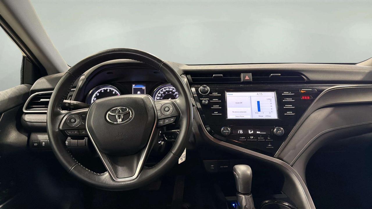 2019 Toyota Camry SE | HEATED SEATS | ALLOY'S | CARPLAY | CLEAN CARF Photo