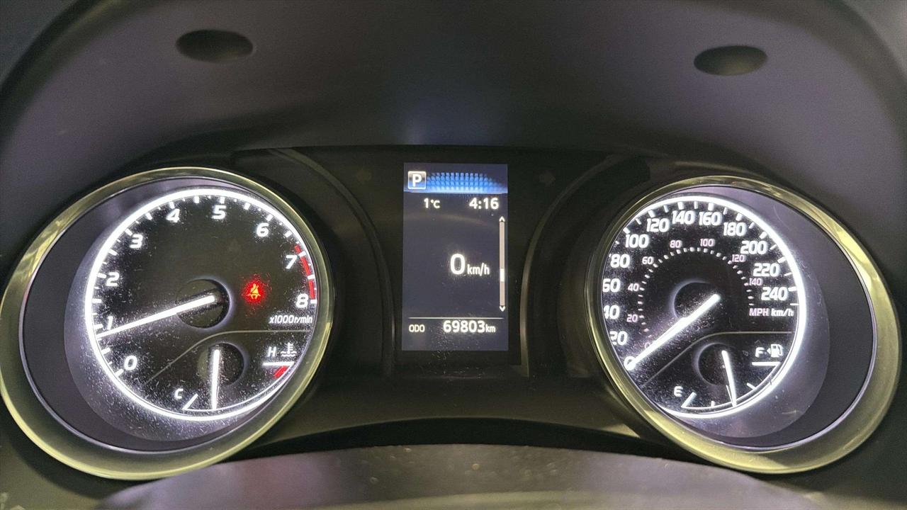 2019 Toyota Camry SE | HEATED SEATS | ALLOY'S | CARPLAY | CLEAN CARF Photo