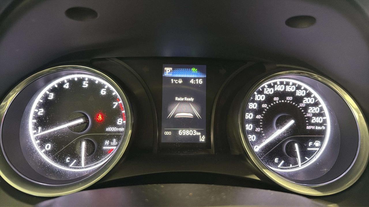 2019 Toyota Camry SE | HEATED SEATS | ALLOY'S | CARPLAY | CLEAN CARF Photo