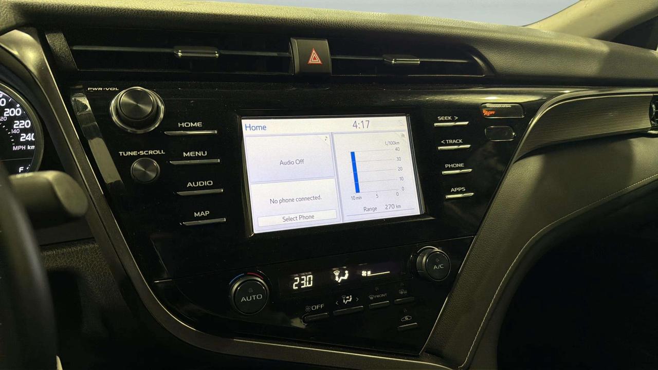 2019 Toyota Camry SE | HEATED SEATS | ALLOY'S | CARPLAY | CLEAN CARF Photo