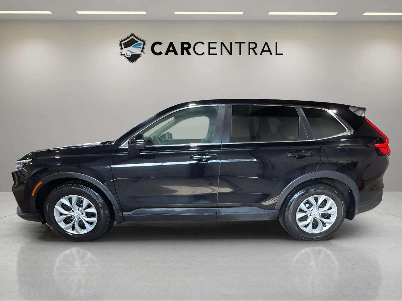 2023 Honda CR-V LX | FWD | HEATED SEATS | CARPLAY | CLEAN CARFAX Photo
