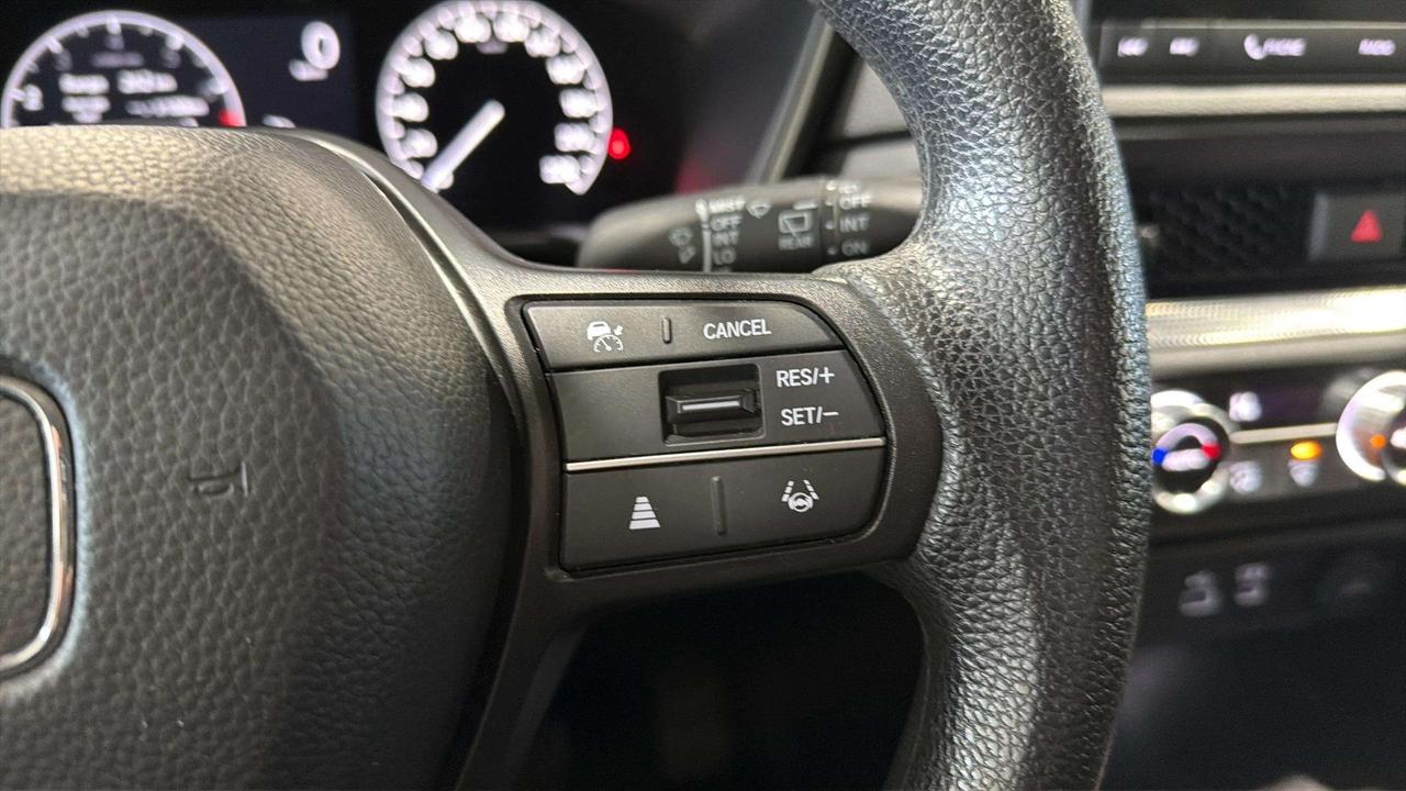 2023 Honda CR-V LX | FWD | HEATED SEATS | CARPLAY | CLEAN CARFAX Photo