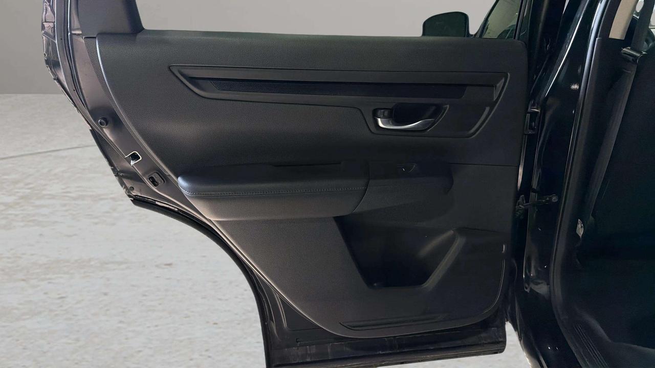 2023 Honda CR-V LX | FWD | HEATED SEATS | CARPLAY | CLEAN CARFAX Photo