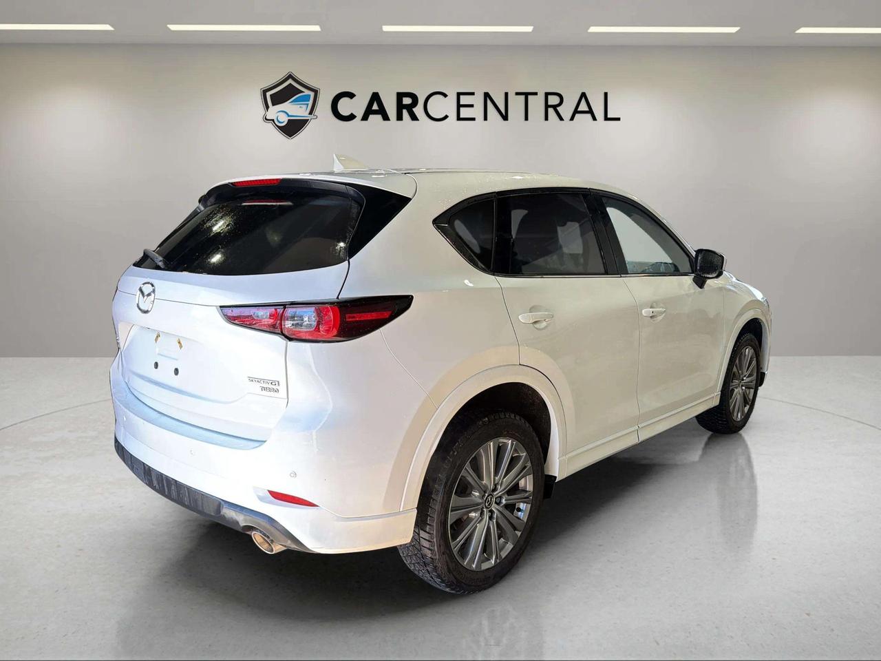 2022 Mazda CX-5 SIGNATURE | AWD | LEATHER | ROOF | CLEAN CARFAX Photo