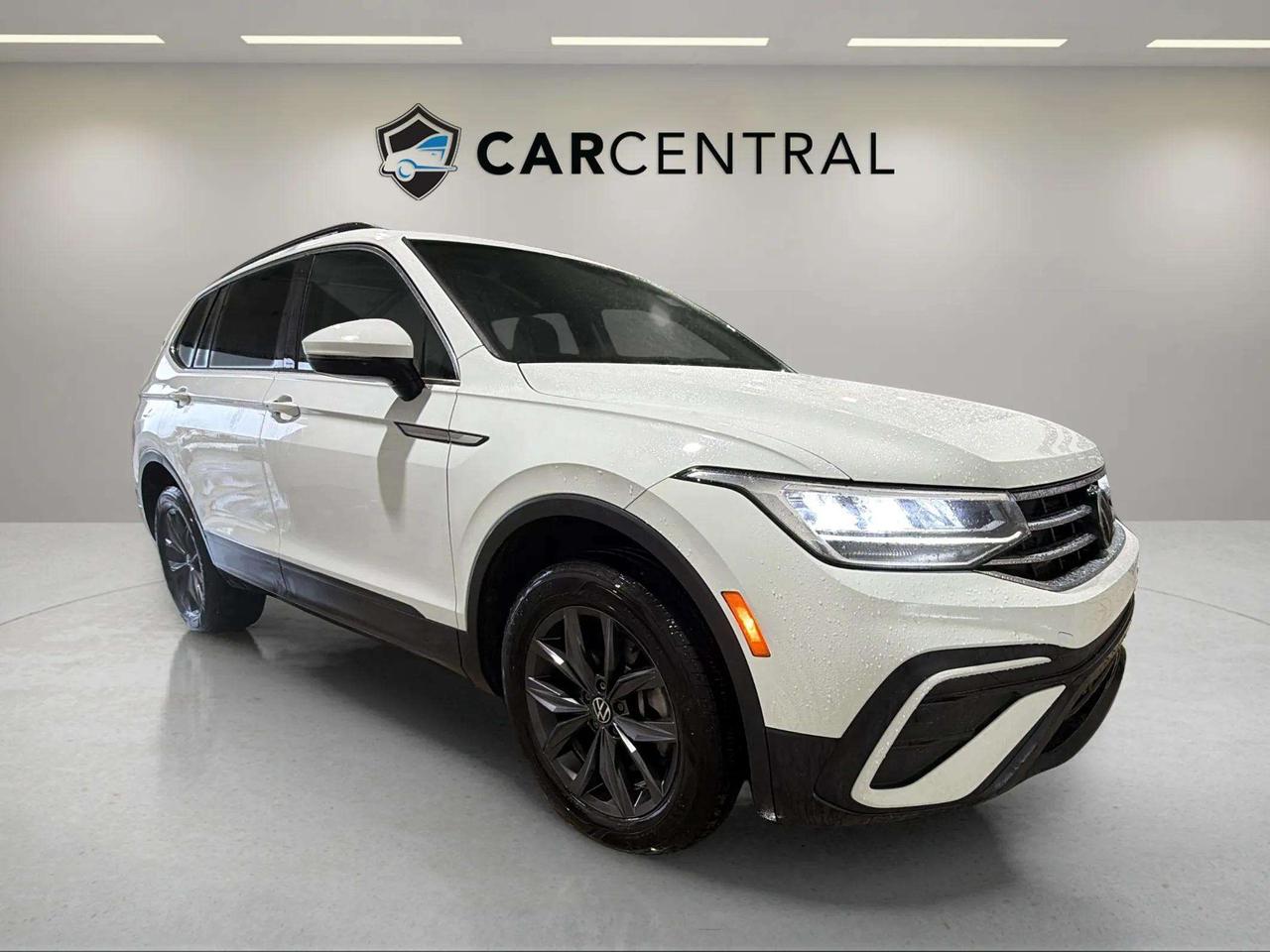 2023 Volkswagen Tiguan COMFORTLINE| CLEAN CARFAX | CARPLAY | LEATHERETTE Photo