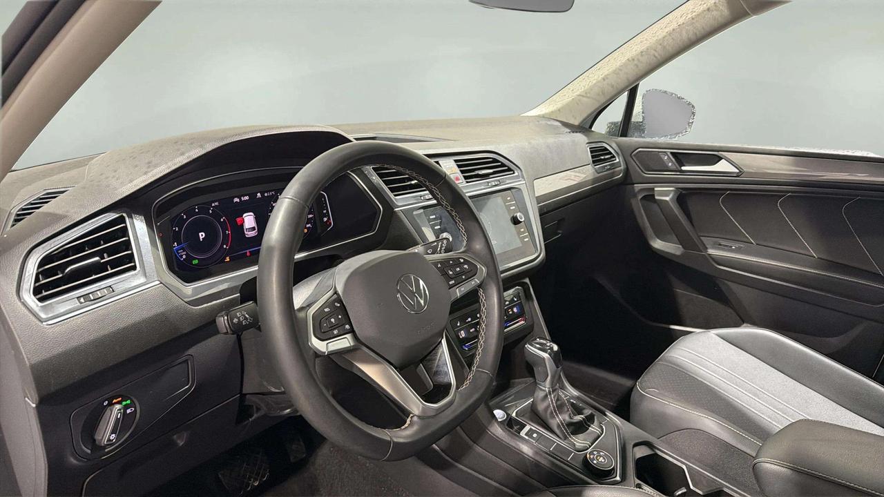 2023 Volkswagen Tiguan COMFORTLINE| CLEAN CARFAX | CARPLAY | LEATHERETTE Photo