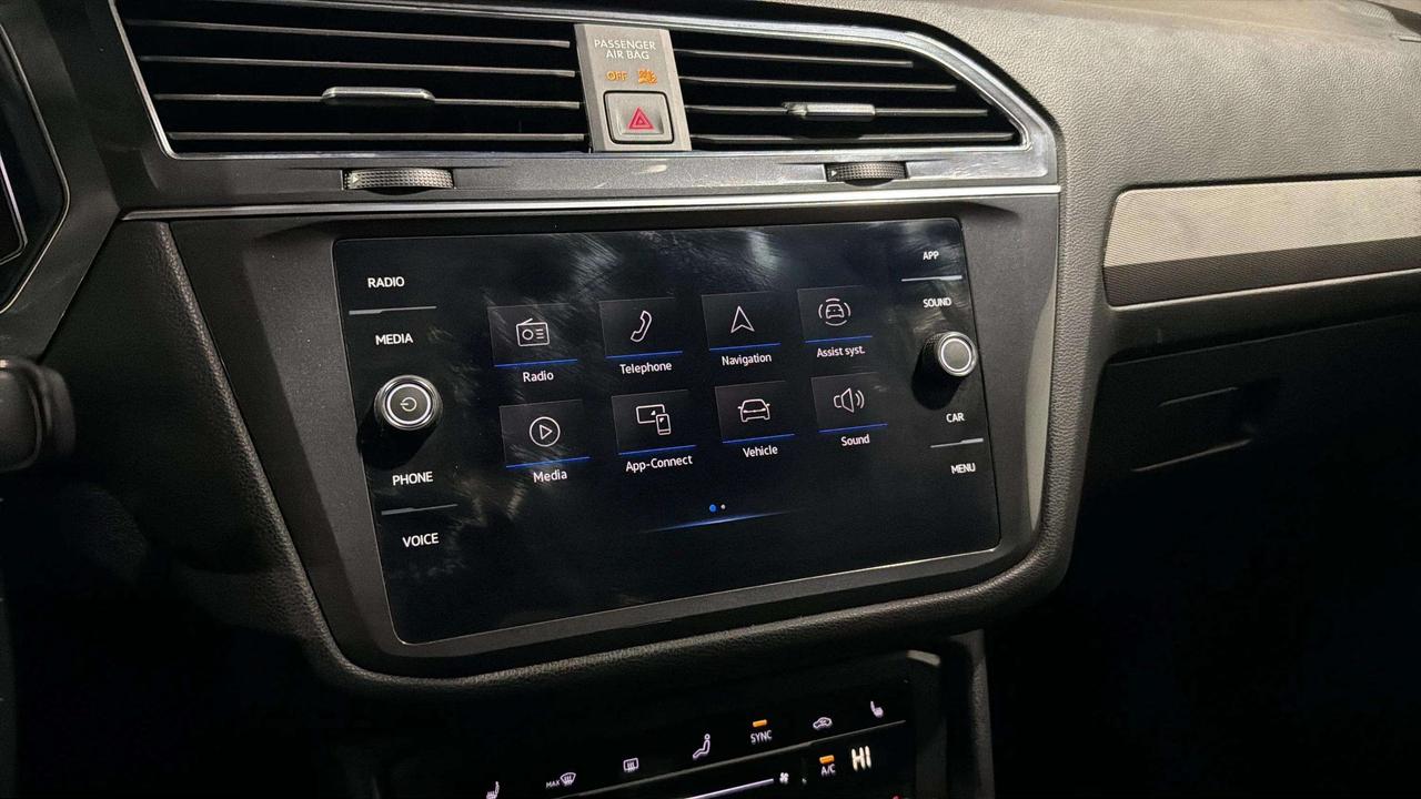 2023 Volkswagen Tiguan COMFORTLINE| CLEAN CARFAX | CARPLAY | LEATHERETTE Photo