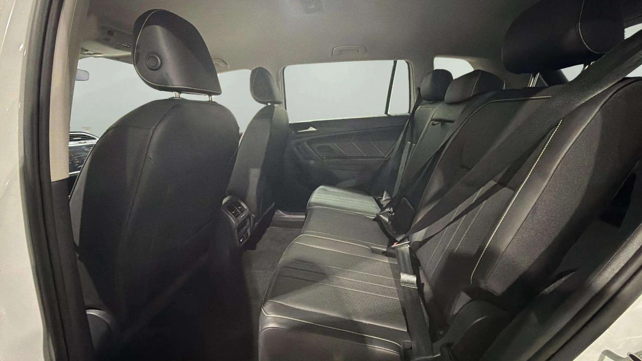 2023 Volkswagen Tiguan COMFORTLINE| CLEAN CARFAX | CARPLAY | LEATHERETTE Photo