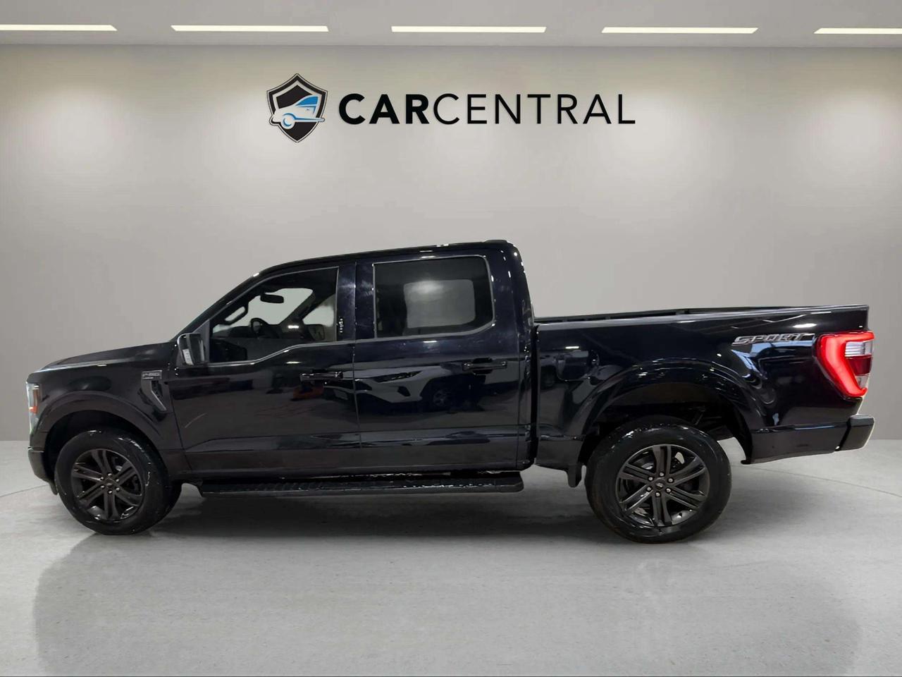2022 Ford F-150 LARIAT | PANO | SUPERCREW| 145" | SPORT | LEATHER Photo