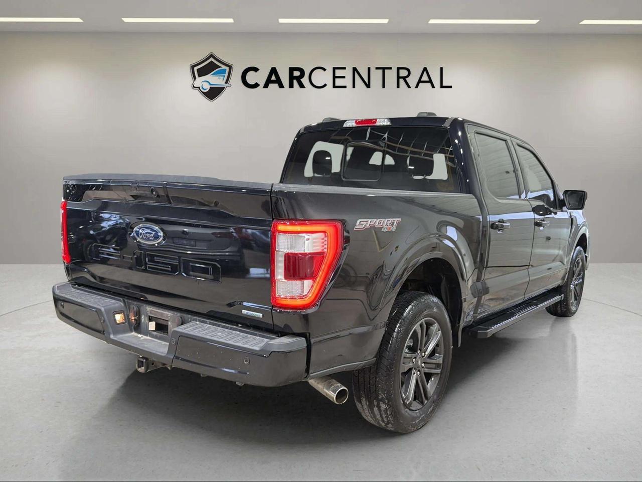 2022 Ford F-150 LARIAT | PANO | SUPERCREW| 145" | SPORT | LEATHER Photo