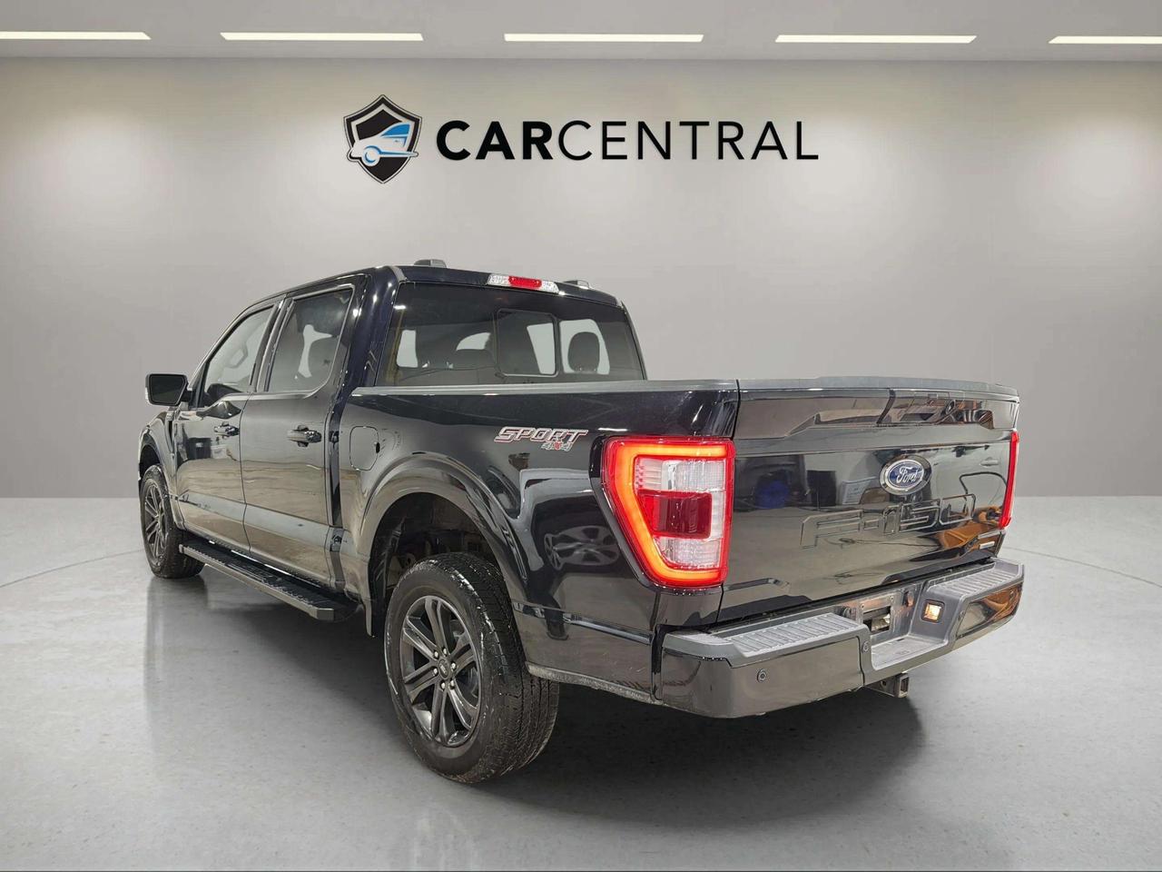 2022 Ford F-150 LARIAT | PANO | SUPERCREW| 145" | SPORT | LEATHER Photo