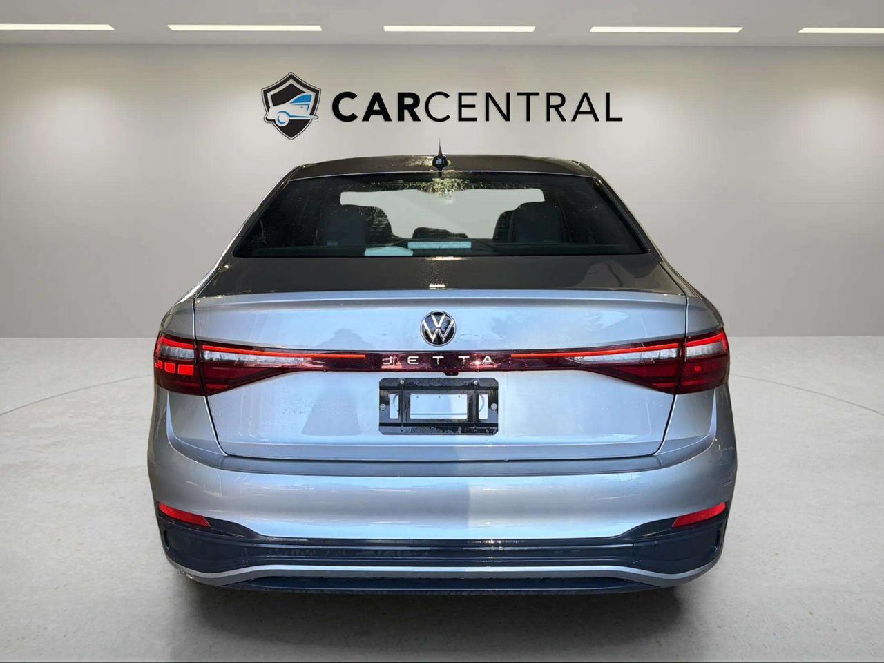 2025 Volkswagen Jetta COMFORTLINE | SPORT | PANO ROOF | CLEAN CARFAX Photo