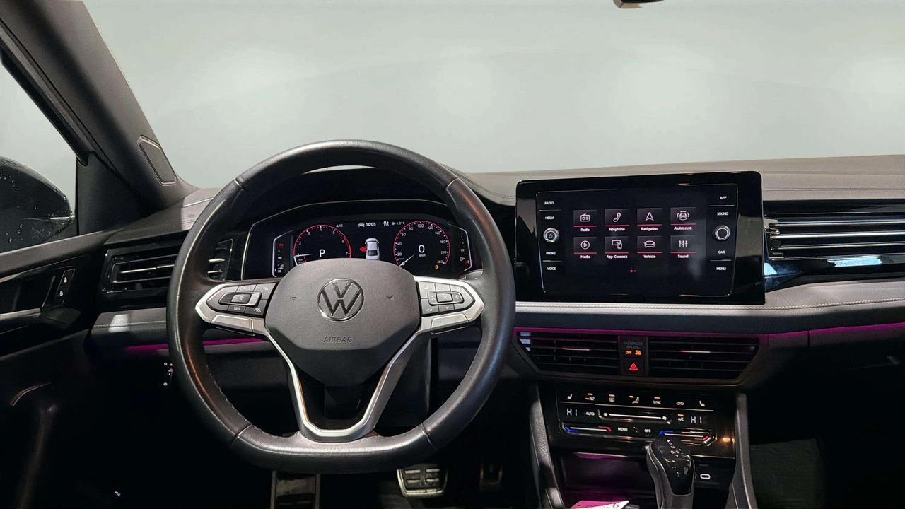 2025 Volkswagen Jetta COMFORTLINE | SPORT | PANO ROOF | CLEAN CARFAX Photo