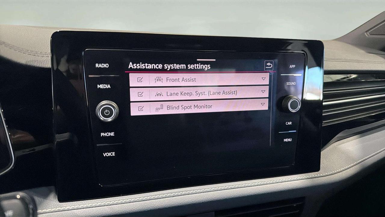 2025 Volkswagen Jetta COMFORTLINE | SPORT | PANO ROOF | CLEAN CARFAX Photo