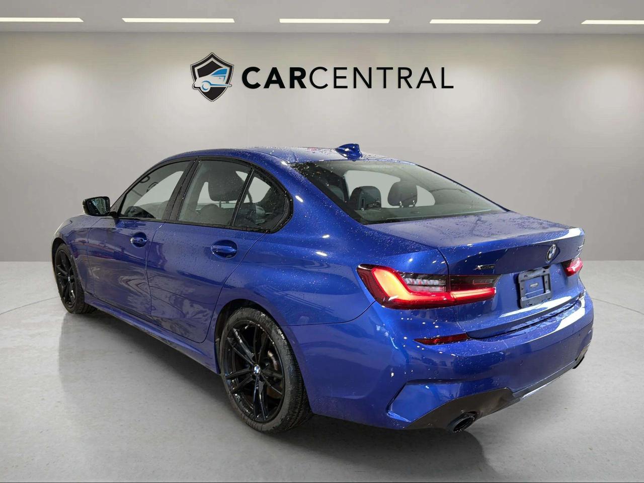 2022 BMW 3 Series 330I | X DRIVE | CLEAN CARFAX|  M SPORT RIMS| CARP Photo2