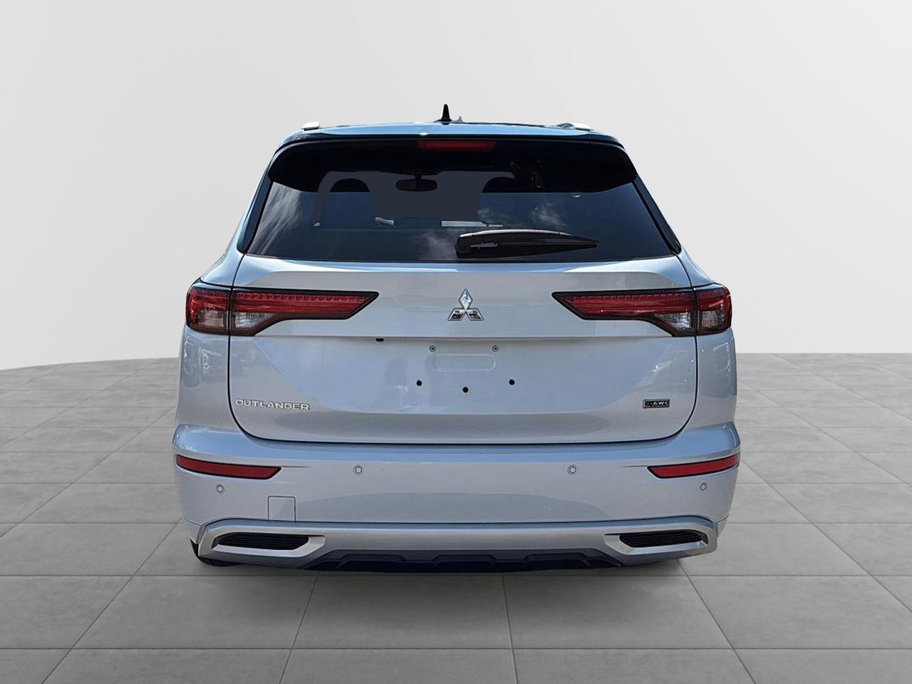 2024 Mitsubishi Outlander GT Premium model|CPO Photo4