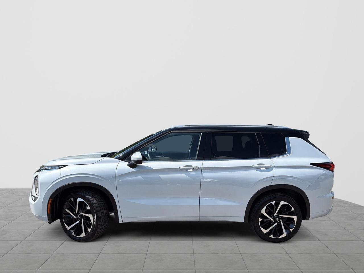 2024 Mitsubishi Outlander GT Premium model|CPO Photo