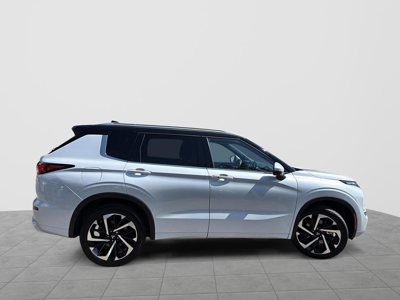 2024 Mitsubishi Outlander GT Premium model|CPO Photo