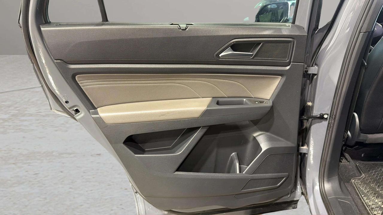 2022 Volkswagen Atlas Cross Sport COMFORTLINE | CLEAN CARFAX| CARPLAY | LEATHERETTE Photo