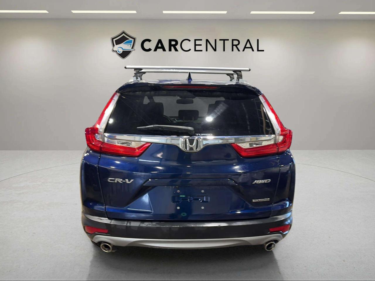 2019 Honda CR-V TOURING | SUNROOF| 18 SERVICE REC | LEATHER Photo